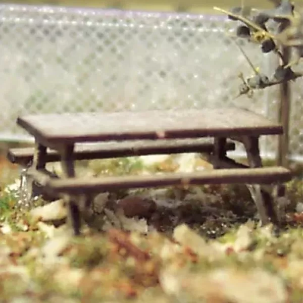 Picnic Tables  N gauge OMK 3034