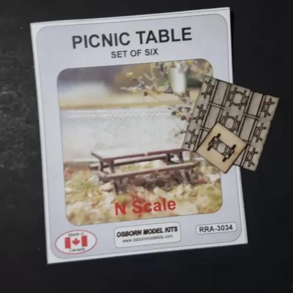 Picnic Tables  N gauge OMK 3034