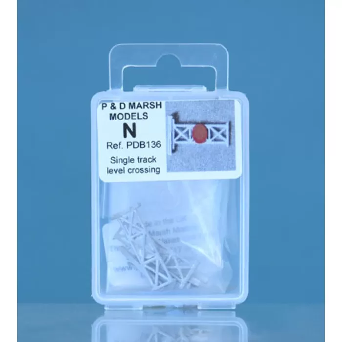 Single Track level Crossing gates N Gauge