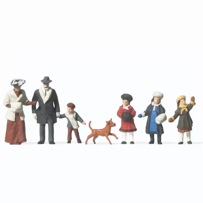 1900s People In Winter Coats OO Preiser 12184