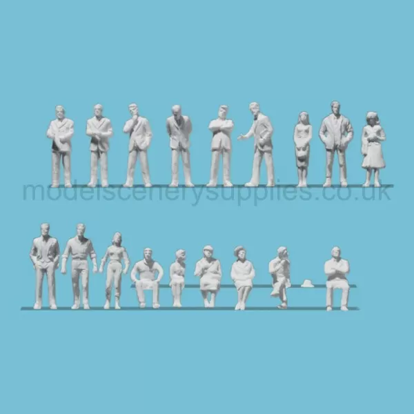 White Architectural Figures Standing Seated and Business People  Scale 1:100 Preiser 74094