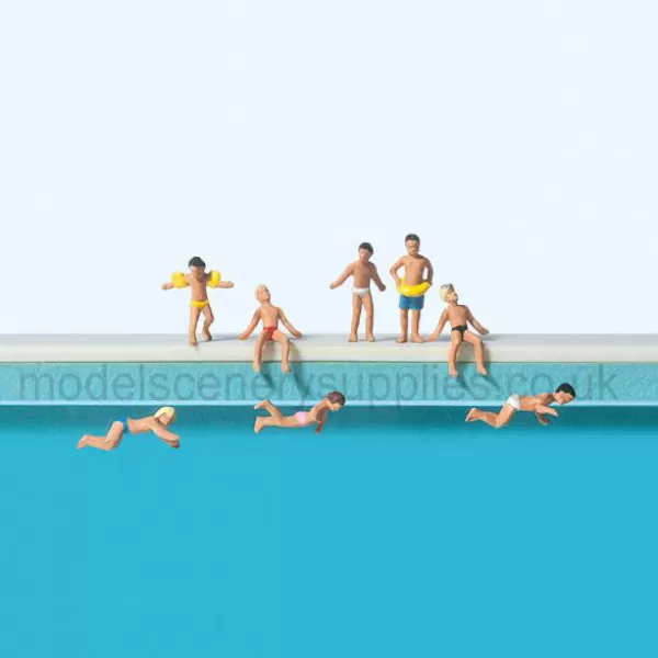 Children Swimming in the Water N gauge Preiser 79091