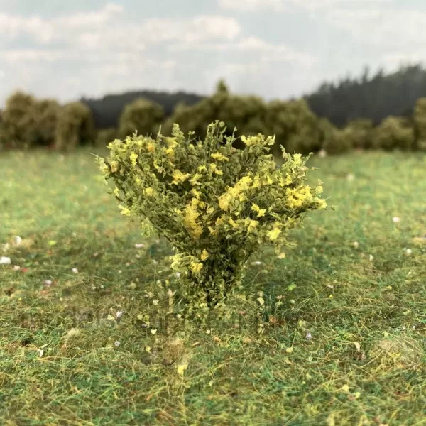 Bushes Yellow Flowering Gorse 30mm Tall Silhouette 252-26