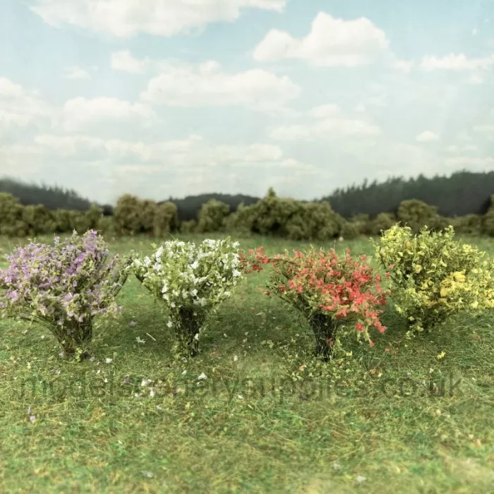 Bushes Red Flowering 30mm Tall Silhouette 252-27