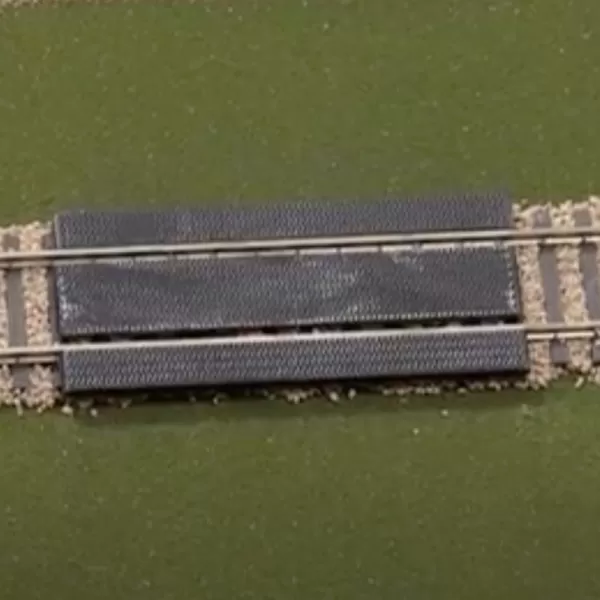 Steel Level Crossing N gauge C1150