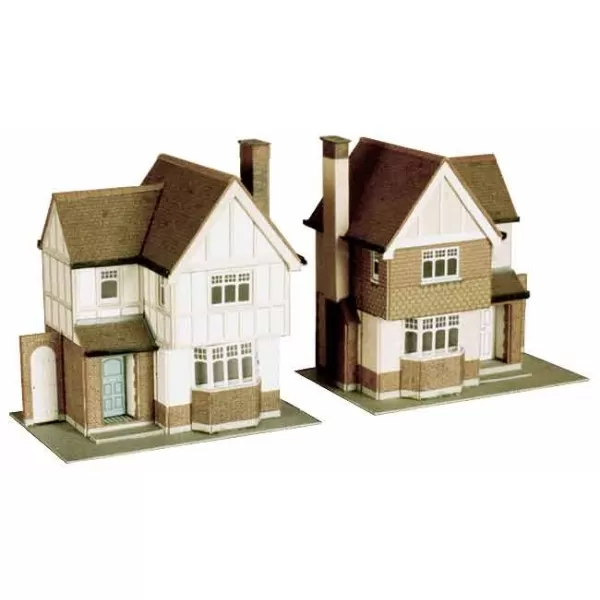 Two Detached Houses OO - Superquick B23