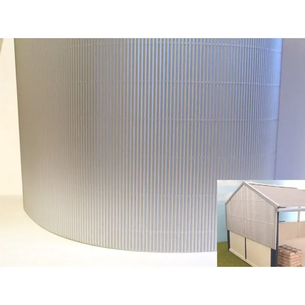 Corrugated Card Silver 1:32