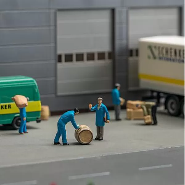 Goods Shed Workers OO Faller 151609