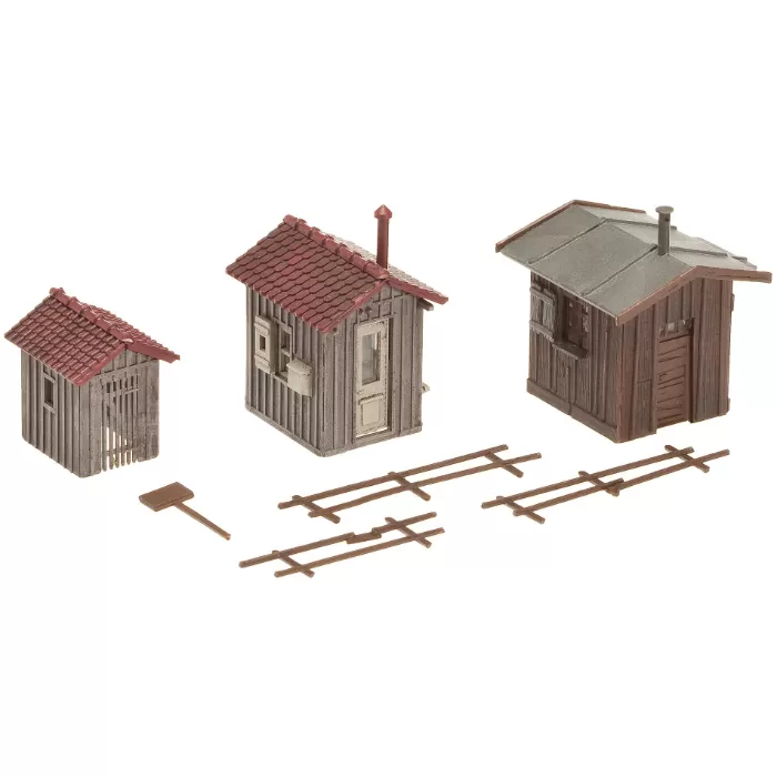 Lineside Huts 3 pack OO
