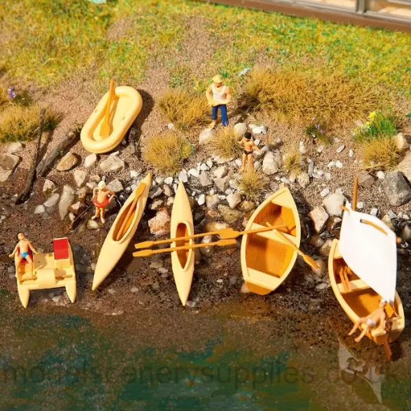 Boats and Pedaloes OO Faller 130513