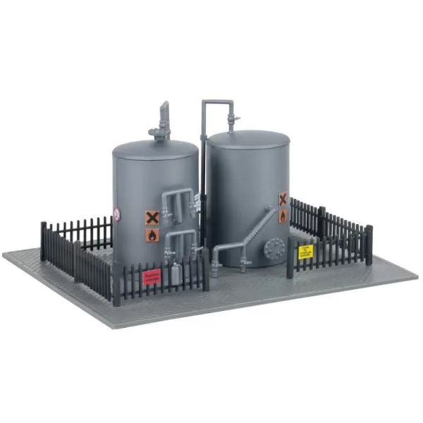 2 Diesel Oil Storage Tanks OO Faller 131338