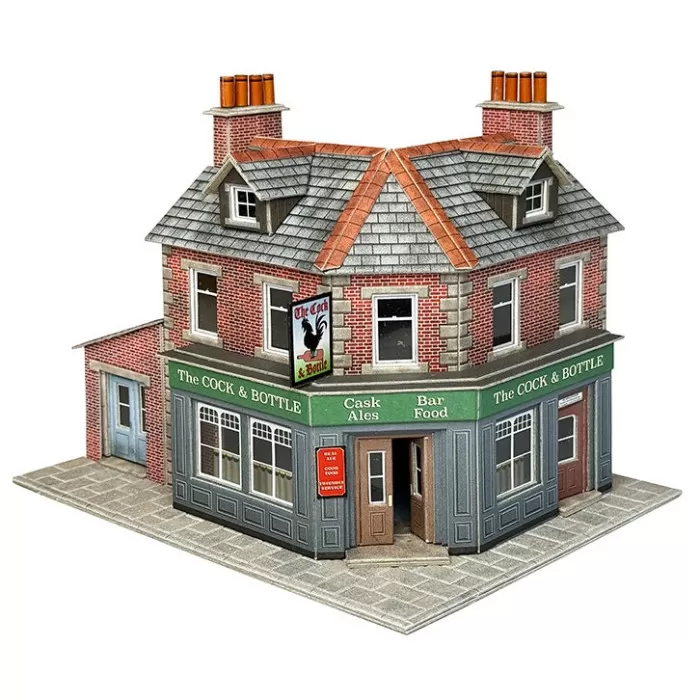 Corner Shop or Pub in Red Brick OO PO308