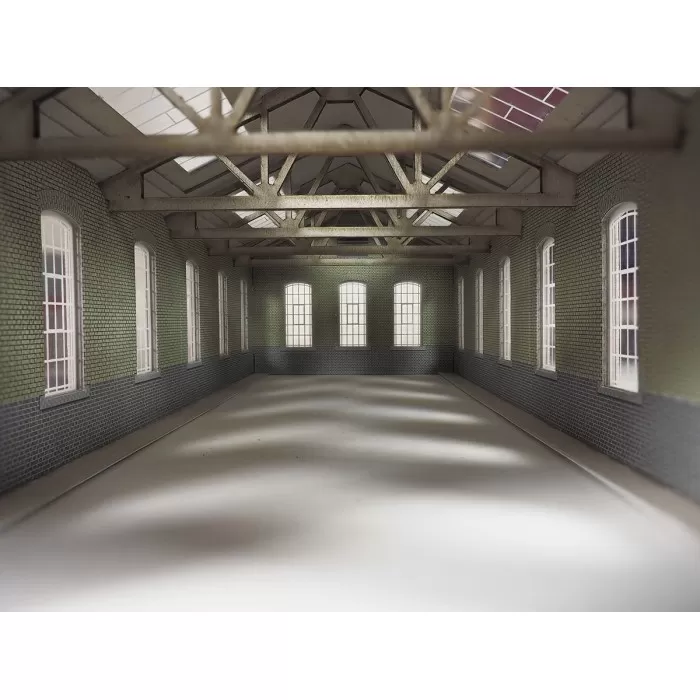 Double Track Engine Shed OO PO313