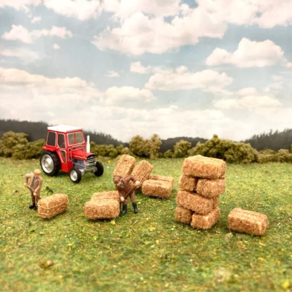 Straw Bales Square 1:76 scale OO