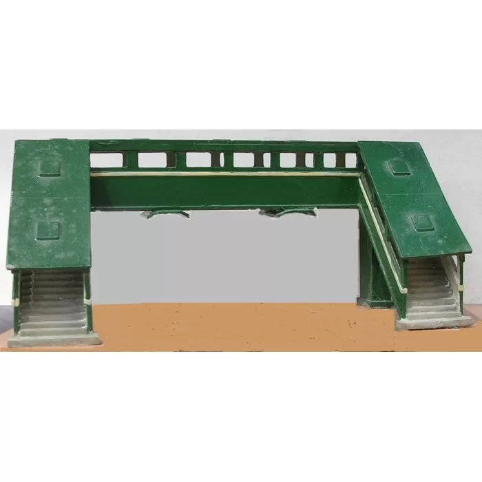 Double Track Footbridge Covered N gauge