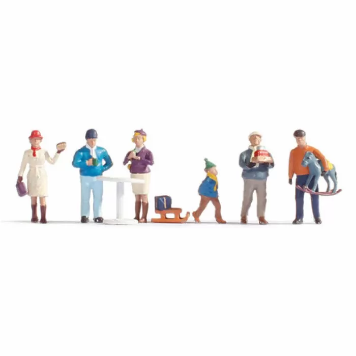 Christmas Market Shopping Figures N gauge