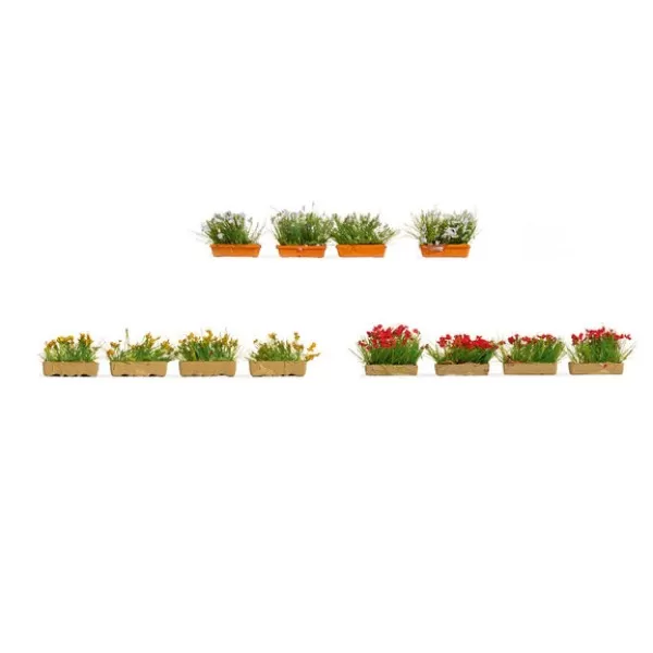 Window boxes or planters OO