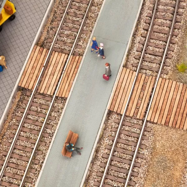 Wooden Track Crossing OO Noch 14304