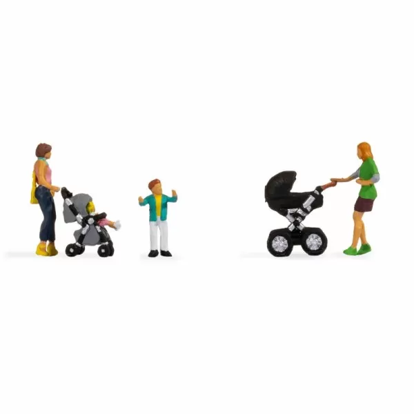 Mothers and Children with Pram OO  Noch 15584