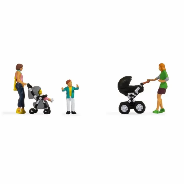 Mothers and Children with Pram OO  Noch 15584