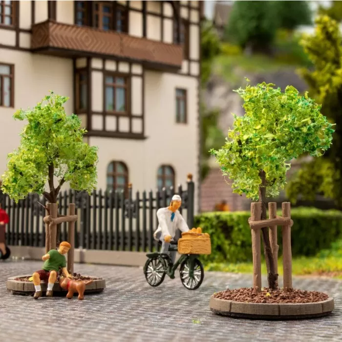 Saplings with Tree Props 40mm Tall Noch 21538