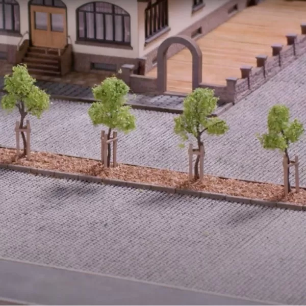 Saplings with Tree Props 40mm Tall Noch 21538