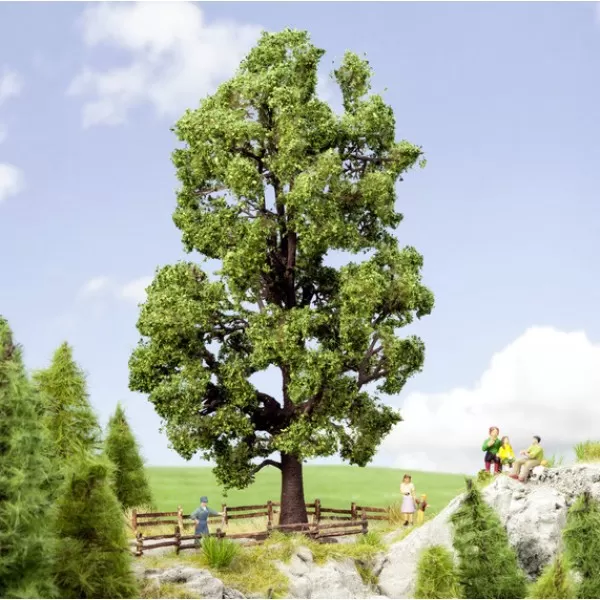 Chestnut Tree 100mm wide x 180mm tall Noch 21802