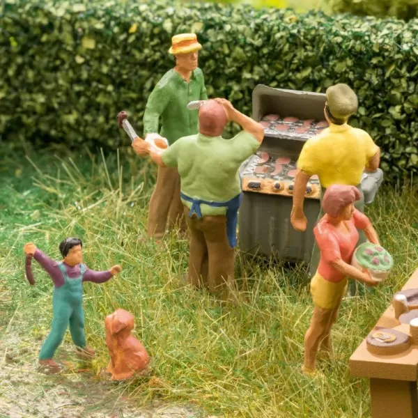 Barbecue Party BBQ  N gauge Noch 36593