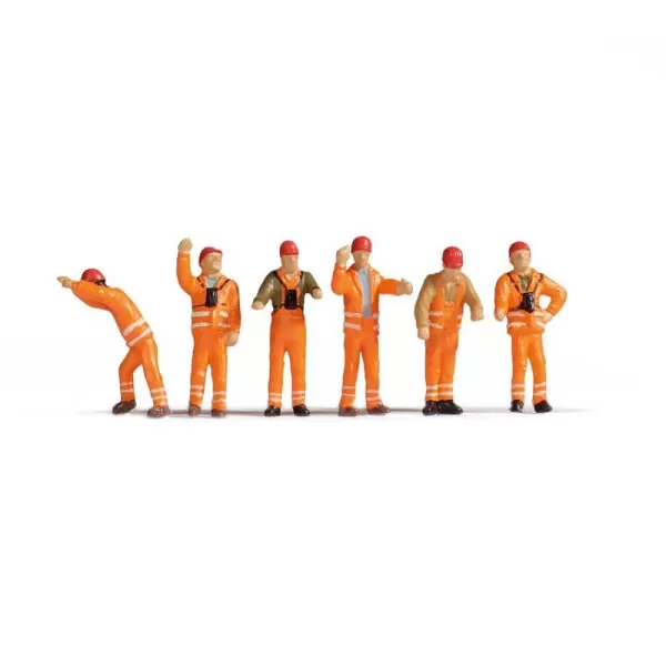 Shunters in Fluorescent Jackets  TT scale 1:120