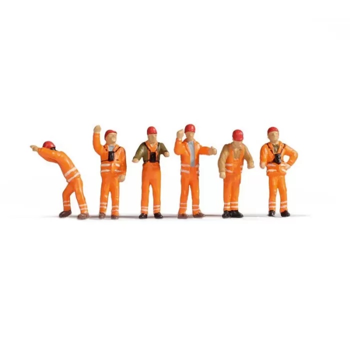 Shunters in Fluorescent Jackets  TT scale 1:120
