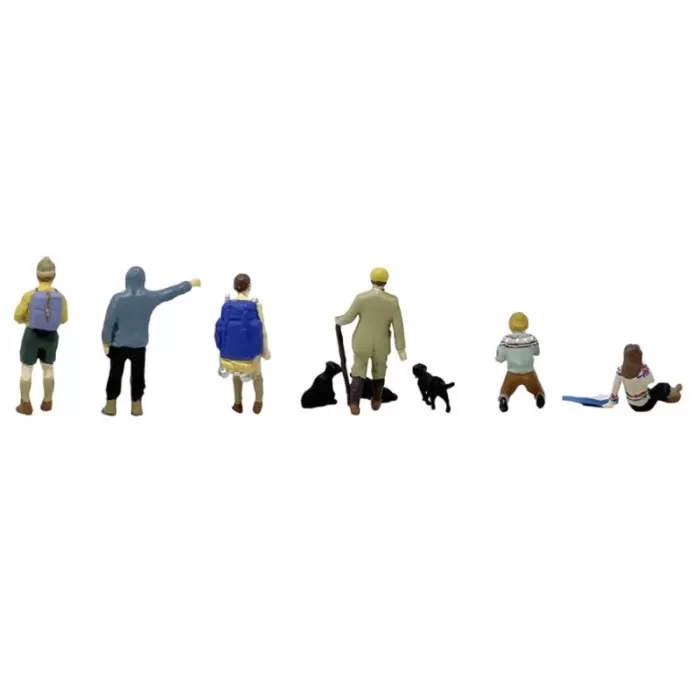 Hikers and Dog Walkers OO Scenecraft 36-429