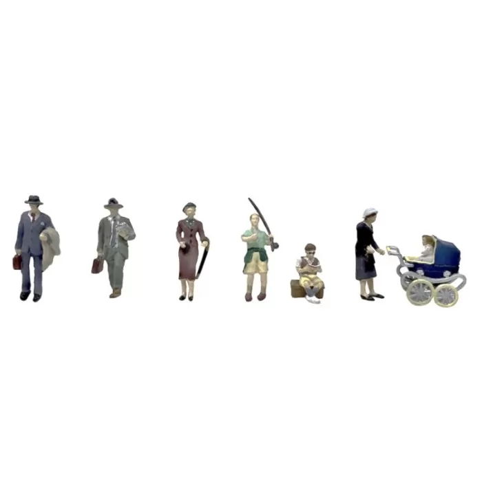 Post-War Figures Set B including Woman with Pram OO Scenecraft 36-442