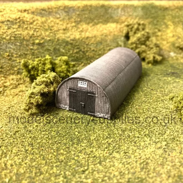Nissen Hut  OO Scenecraft 44-110