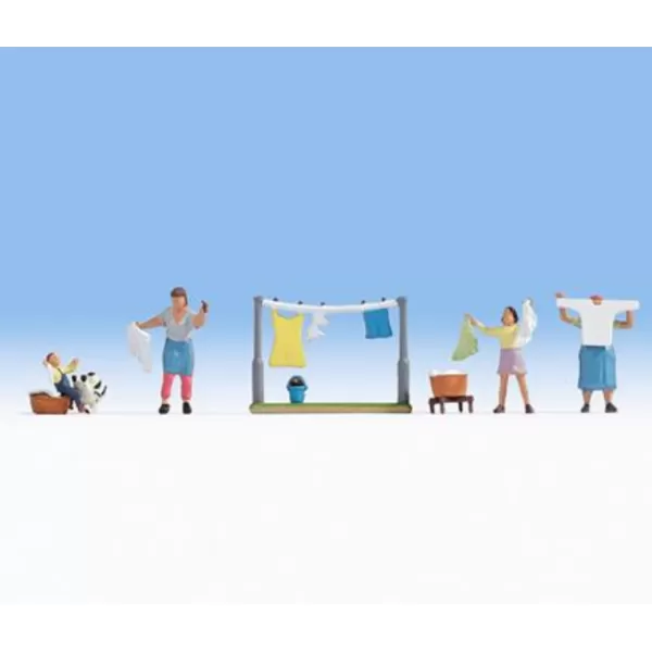 Washday And Accessories Figure Set OO #